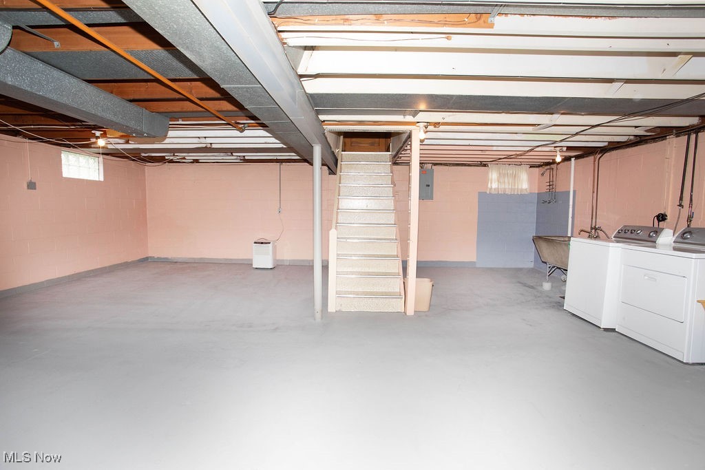 430 W Harvey Street, Struthers, Ohio image 32