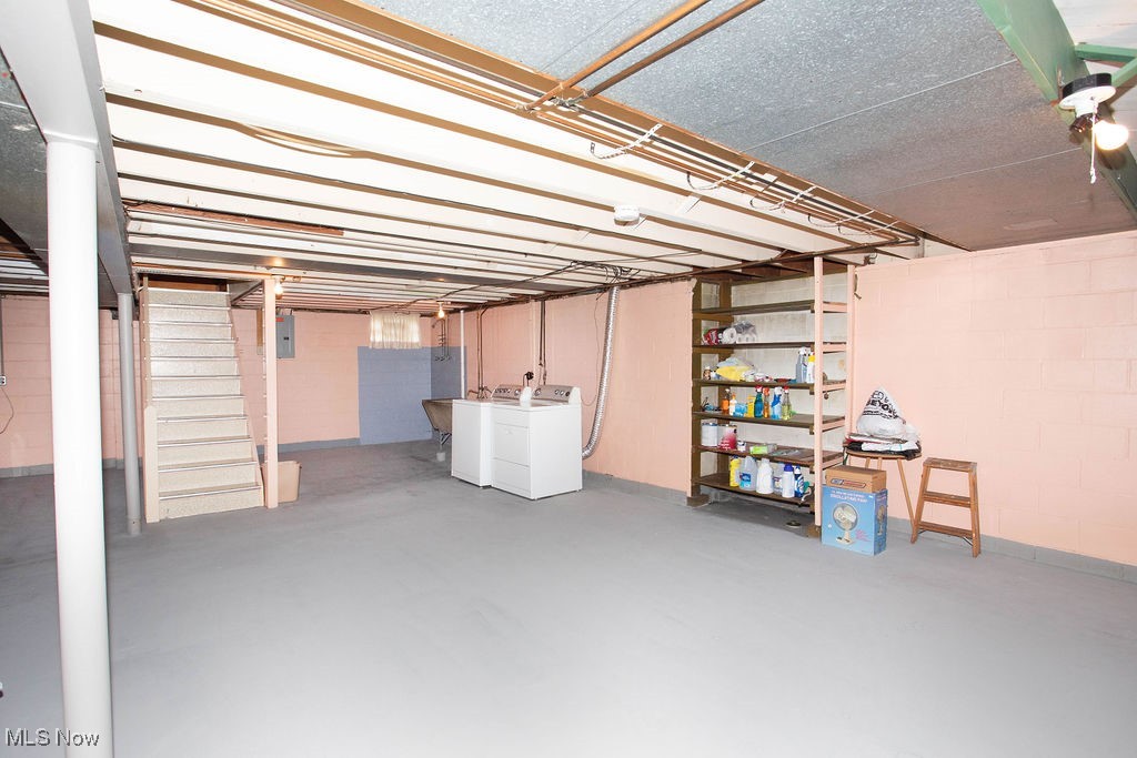430 W Harvey Street, Struthers, Ohio image 34