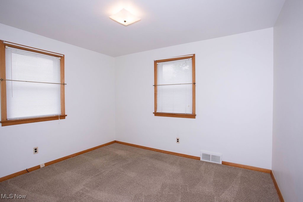 430 W Harvey Street, Struthers, Ohio image 27