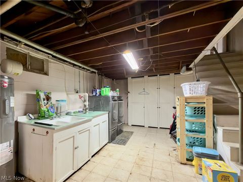 Tiny photo for 205 40th Street, Vienna, WV 26105 (MLS # 5187107)