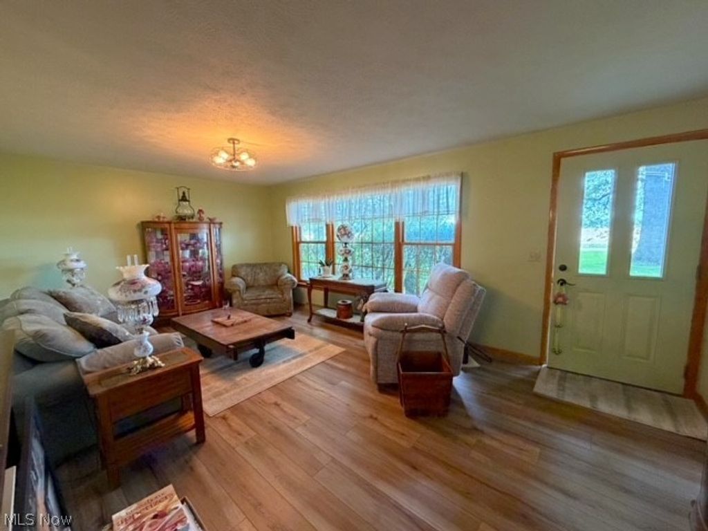 Photo of 6092 East Avenue Extension SE, Gnadenhutten, OH 44629 (MLS # 5211705)