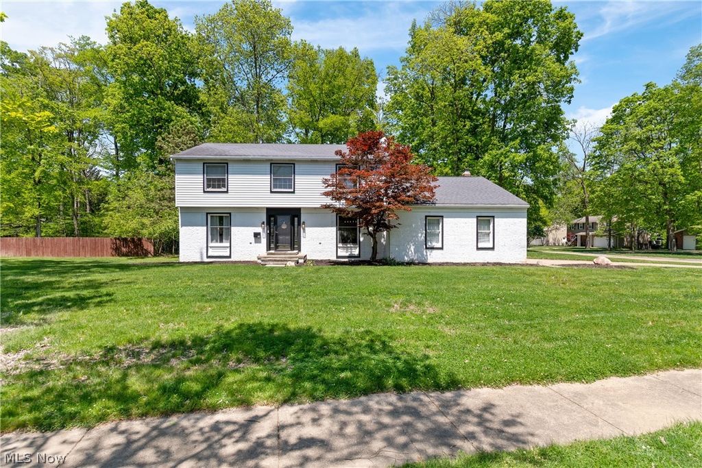 Photo of 875 Smokerise Drive, Medina, OH 44256 (MLS # 5211278)