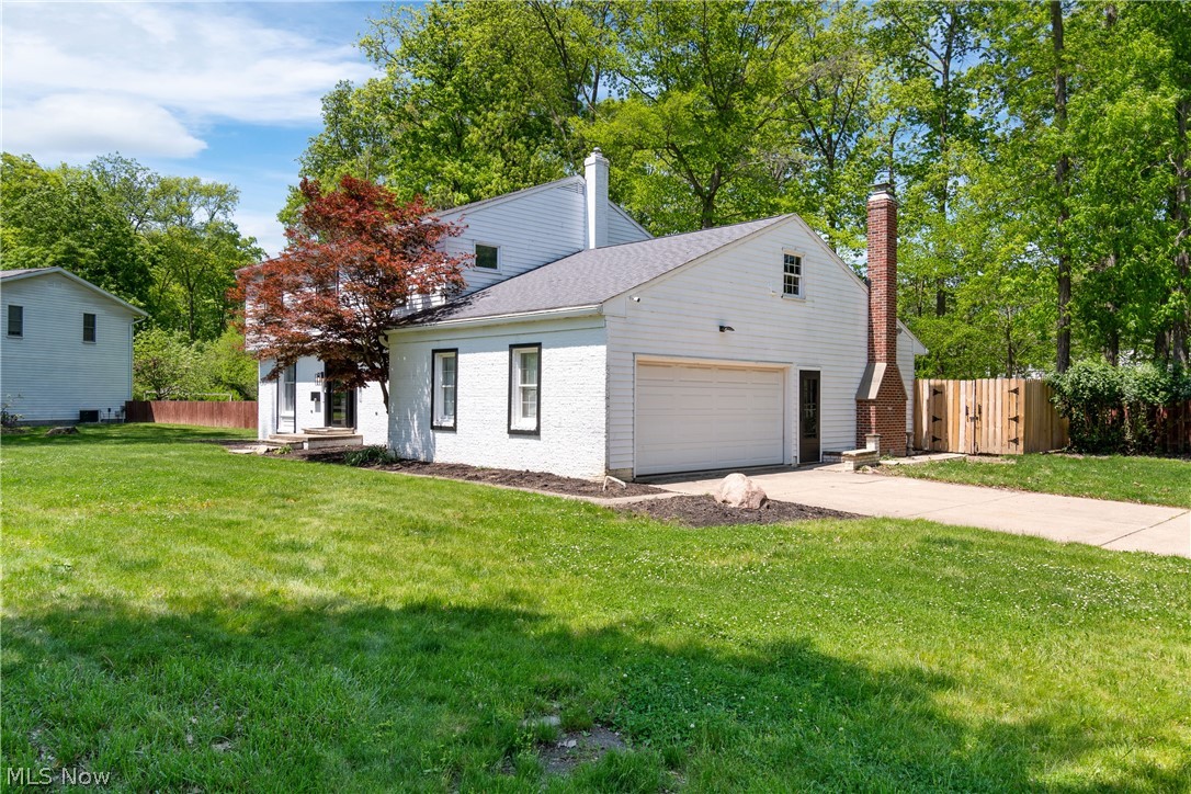 Falling Oaks - Residential