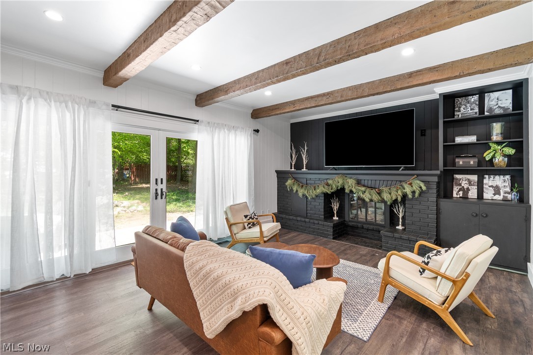 Falling Oaks - Residential
