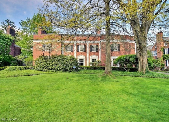 2710 CHESTERTON RD, SHAKER HEIGHTS, OH 44122 - Image 7b3ef737365af2b48cf5d75d28ca48c1/2969091667