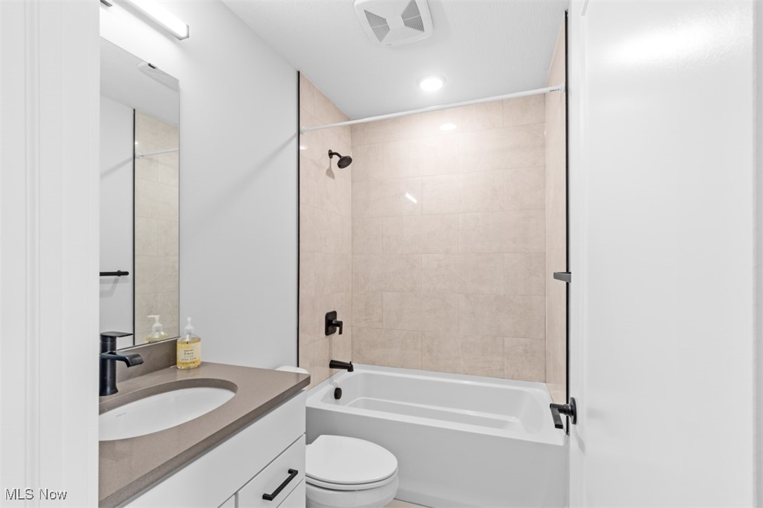 4618 Lorain Avenue, Cleveland, Ohio image 18