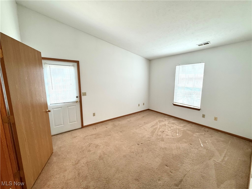 North Creek Villa - Residential