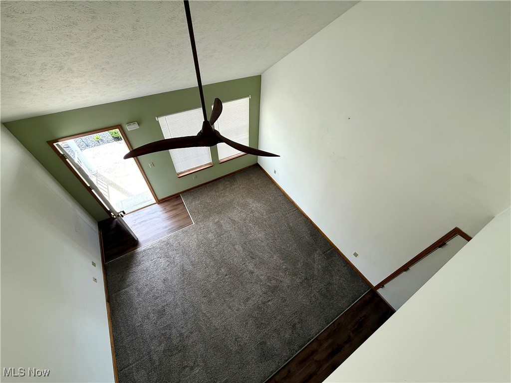 North Creek Villa - Residential