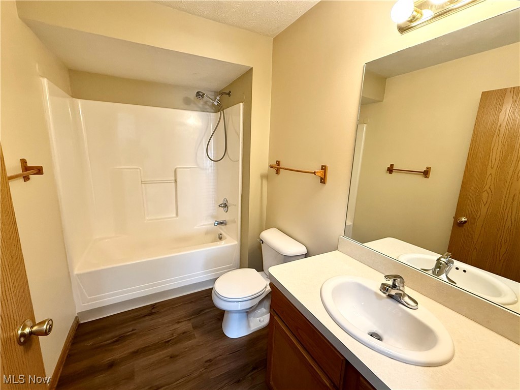 North Creek Villa - Residential