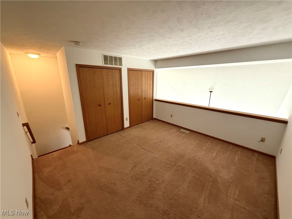 North Creek Villa - Residential