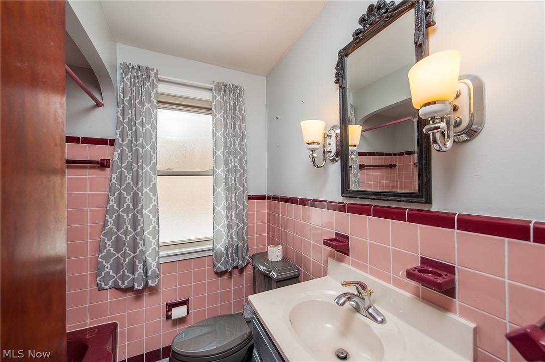 Olmsted 06 - Residential