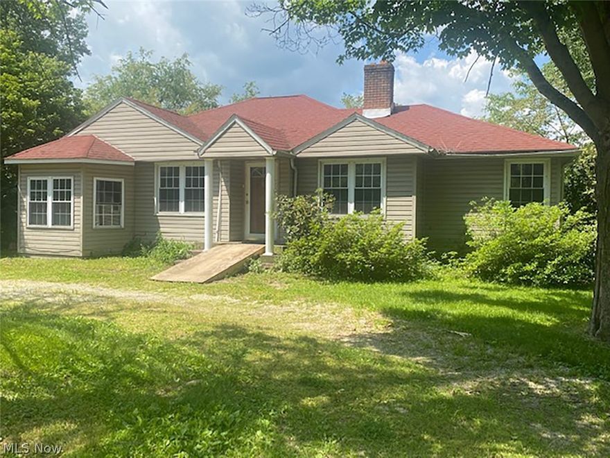 Bungalow Home on half an acre outside of Minerva. This home offers 3 bedrooms and 2 bathrooms. Hardwood flooring throughout bedrooms and large living room. Home offers a large eat-in kitchen (remodel to your liking). Potential to finish space in the walk-out basement. One car attached garage and 2 car detached garage with extra workshop bay, paved driveway with gravel roundabout to the main road. Well insulated home. Nice county scenery in the
back of home for you to enjoy summer bonfires and privacy.