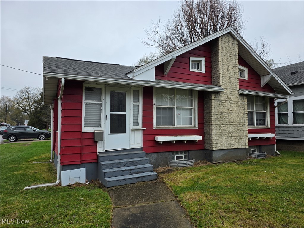2190 East Avenue, Akron, Ohio image 2