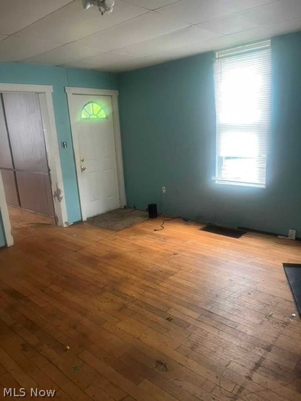 Photo of 324 Schaum Avenue, Zanesville, OH 43701 (MLS # 5218297)