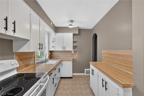 Tiny photo for 64 Palmetto Avenue, Akron, OH 44301 (MLS # 5255495)