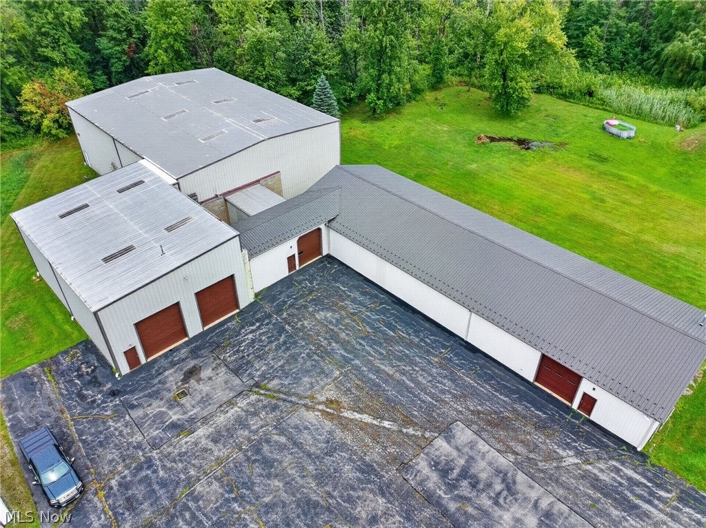 3045 W Prospect Road