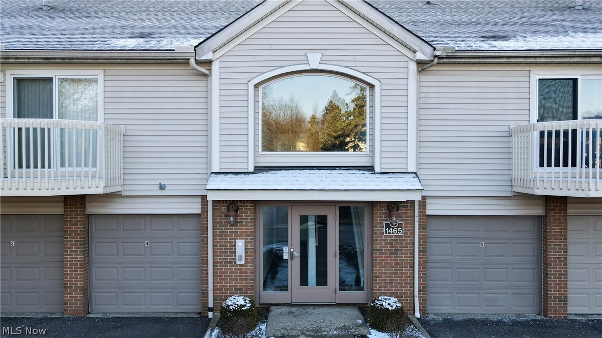 Brookledge Commons Condo - Residential