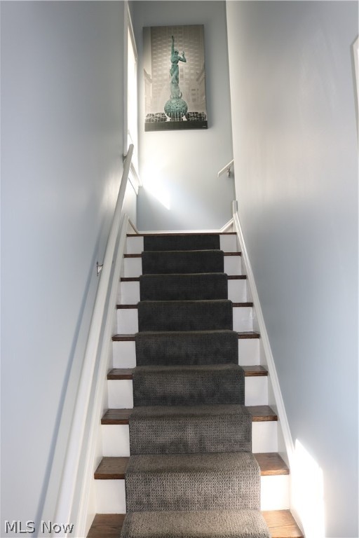 C L & L R Newells - Residential