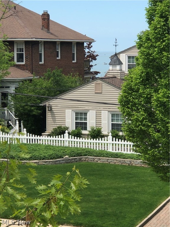 C L & L R Newells - Residential