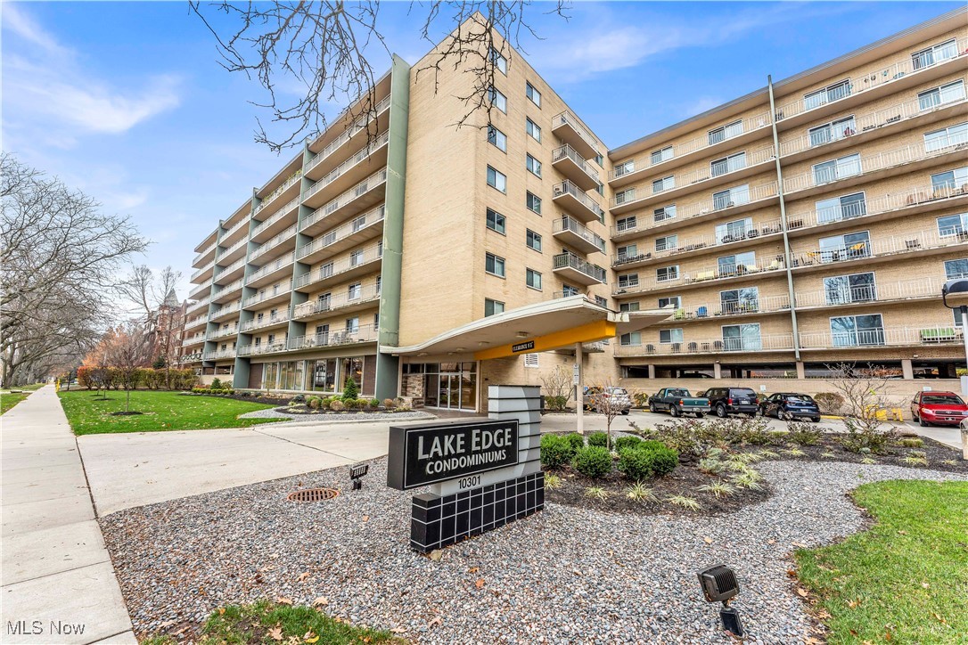 10301 Lake Avenue #415, Cleveland, Ohio image 1