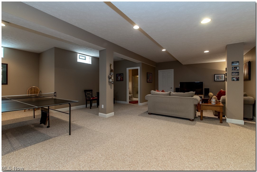 West Hampton - Residential