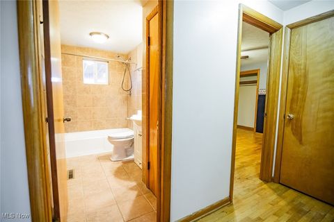 Tiny photo for 91 Mike Street, Washington, WV 26181 (MLS # 5178839)