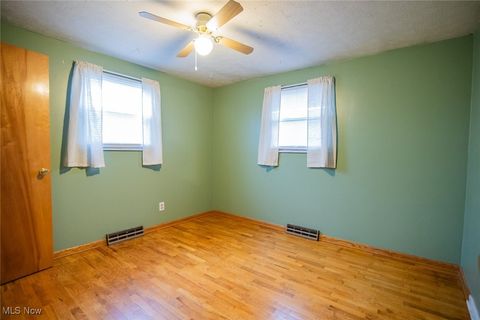 Tiny photo for 91 Mike Street, Washington, WV 26181 (MLS # 5178839)