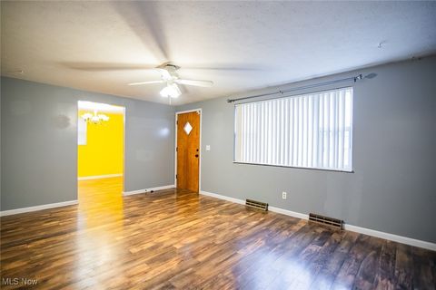 Tiny photo for 91 Mike Street, Washington, WV 26181 (MLS # 5178839)