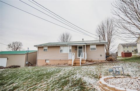 Tiny photo for 91 Mike Street, Washington, WV 26181 (MLS # 5178839)