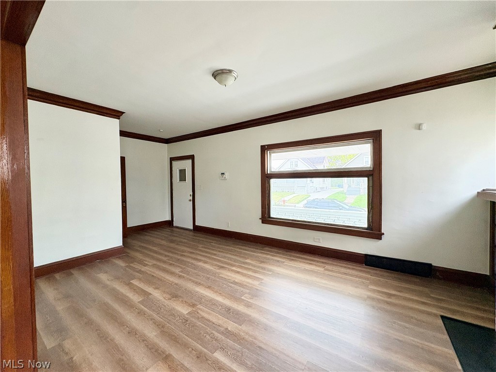 12013 Gay Avenue