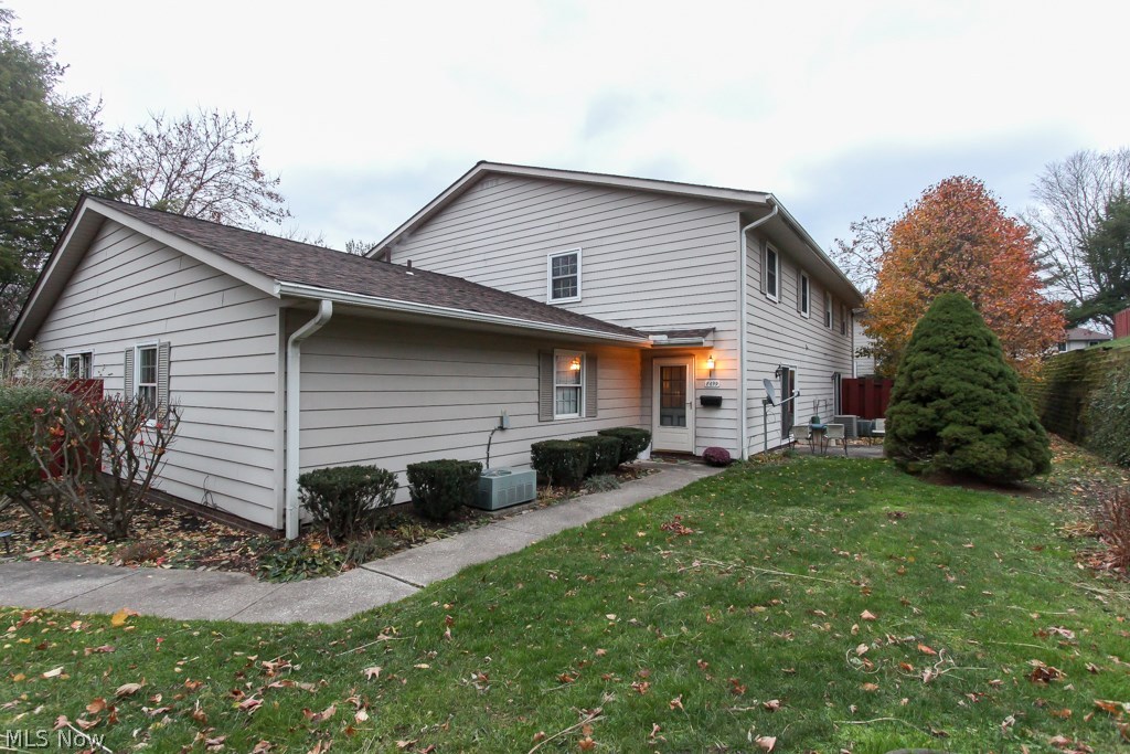 Fox Rest Condos - Residential