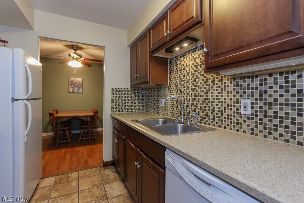 Fox Rest Condos - Residential