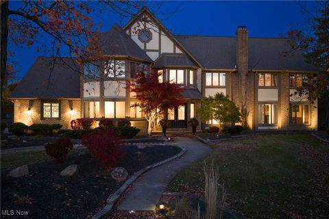 6560 Queens Way North Royalton OH 44133