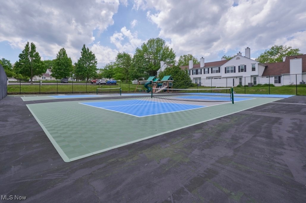 Sanctuary Condo / Grand Bay - Residential