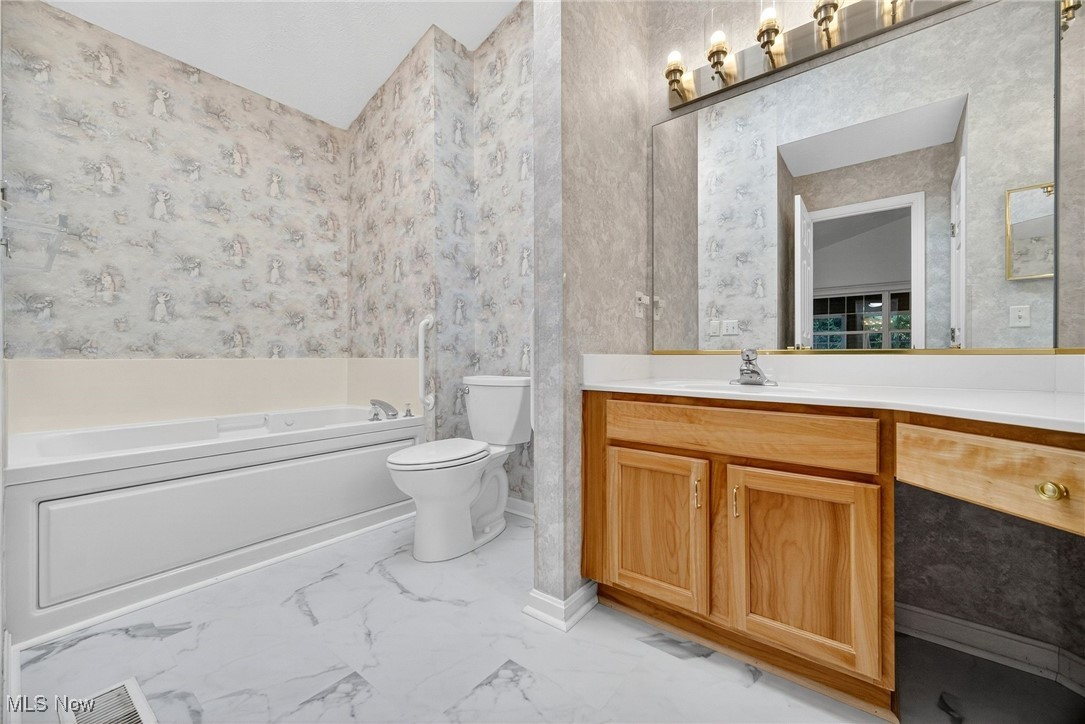 Sanctuary Condo / Grand Bay - Residential