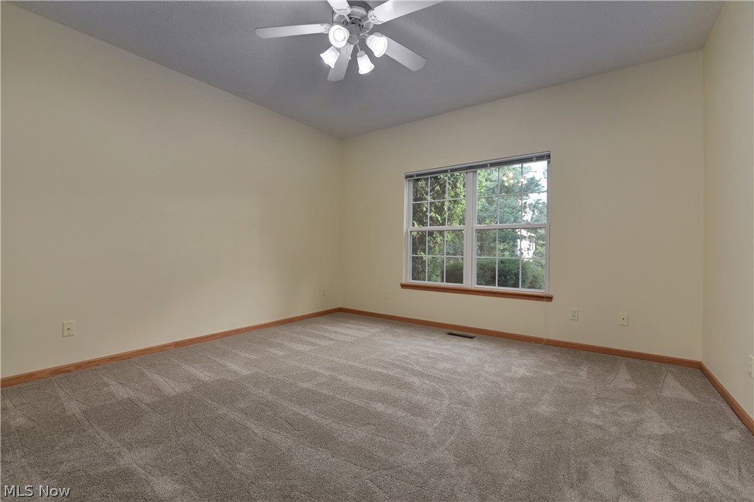 Charleston Place R-2 Developme - Residential Lease