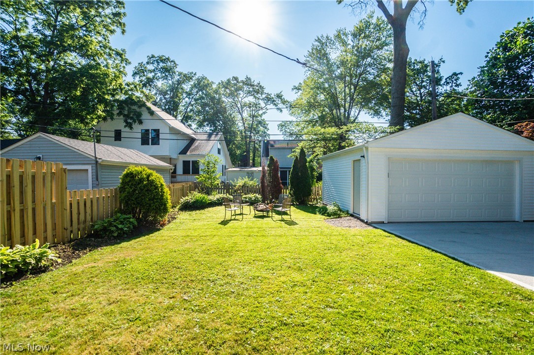 Elmwood Realty Cos Beach Allo - Residential