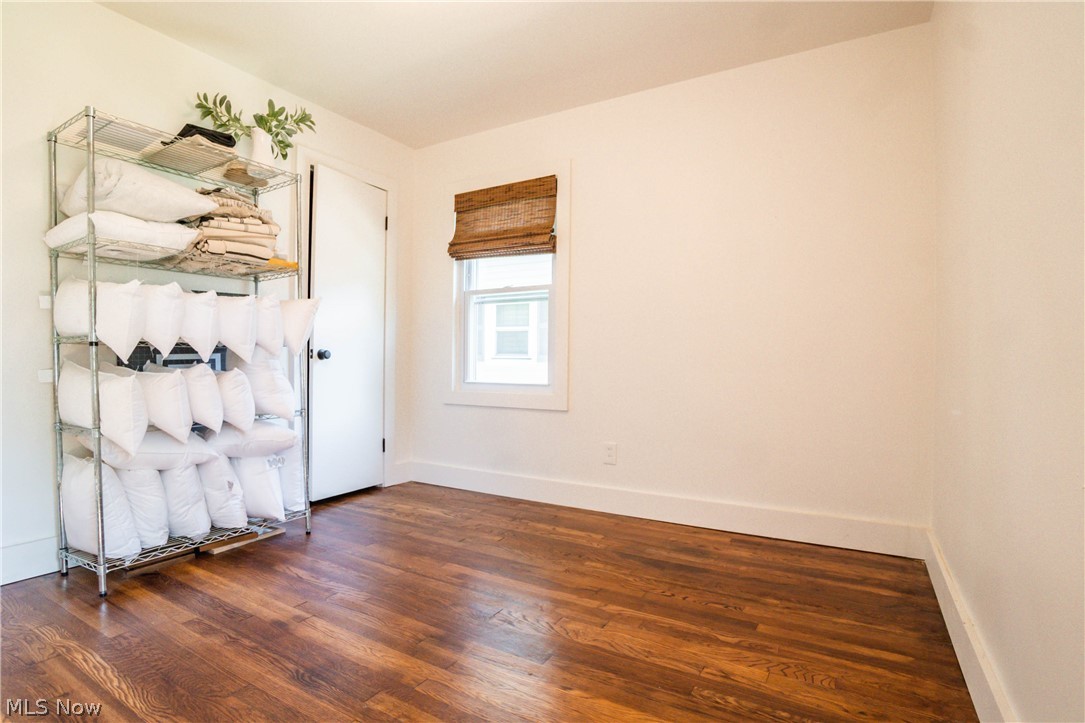 Elmwood Realty Cos Beach Allo - Residential