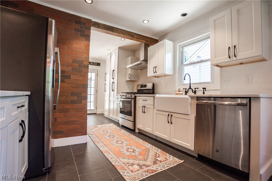 Elmwood Realty Cos Beach Allo - Residential