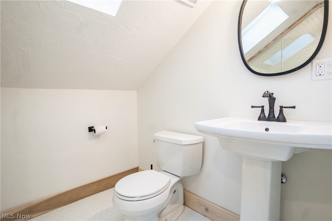 Elmwood Realty Cos Beach Allo - Residential