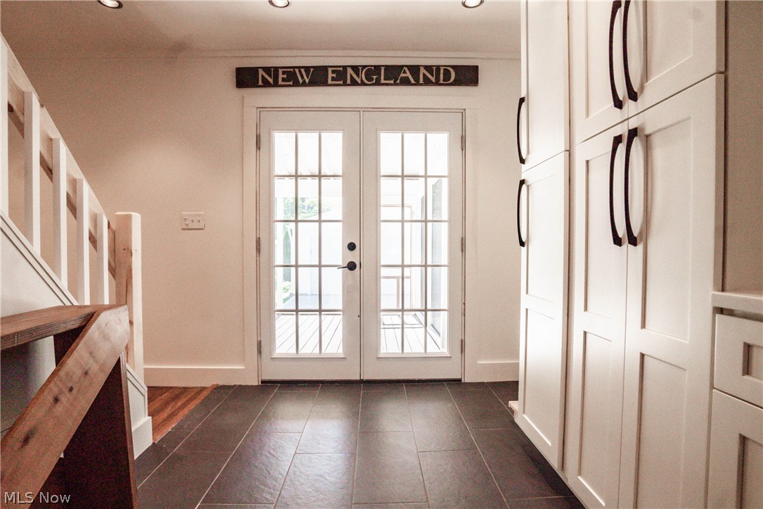 Elmwood Realty Cos Beach Allo - Residential