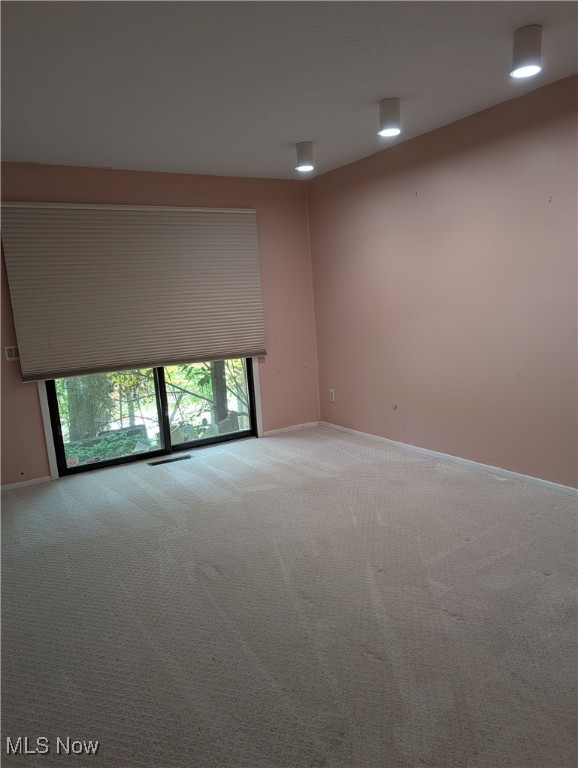Cliffs Condo - Residential