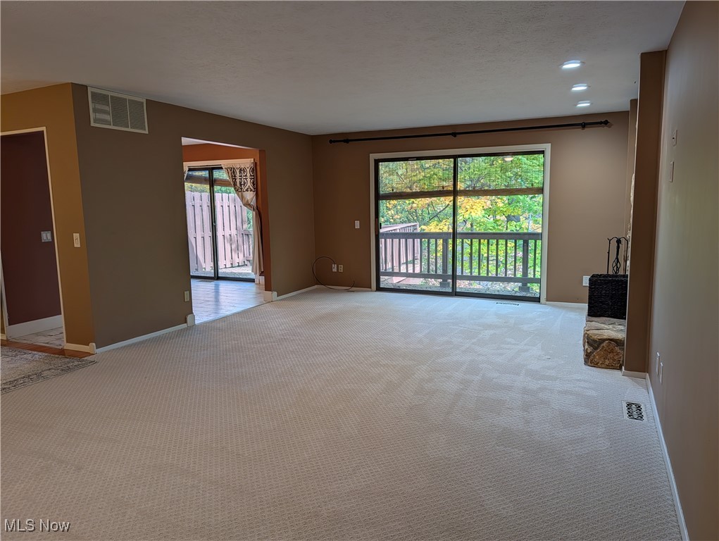 Cliffs Condo - Residential