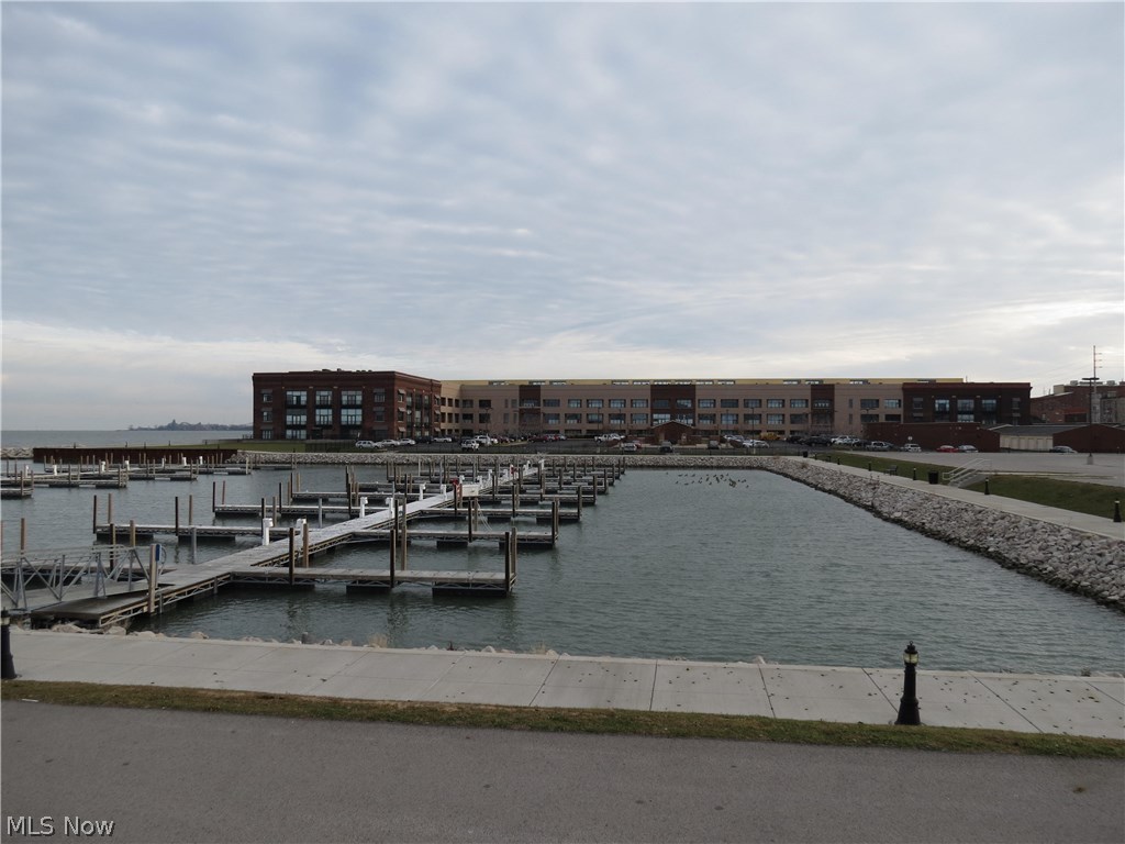 Chesapeake Lofts Condo - Residential