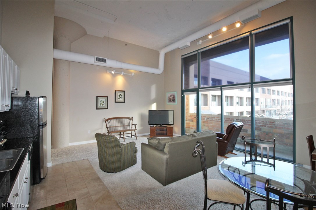 Chesapeake Lofts Condo - Residential
