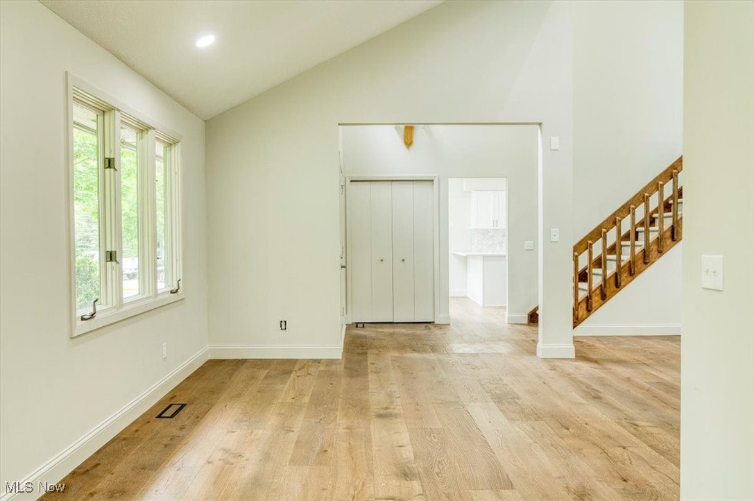 20 Deerfield Lane, Beachwood, Ohio image 17