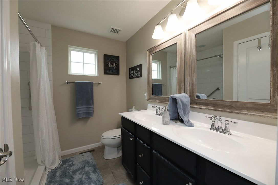 421 Dalton Drive, Wadsworth, Ohio image 17