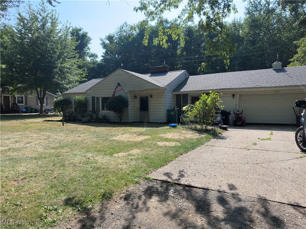 One level living on a pretty lot located in the township. Solid home ready for your transformative touches! Come look past the "stuff" that will all be removed prior to possession, and imagine the possibilities. Priced to account for the renovation-- so don't drag your feet scheduling your appointment to view.