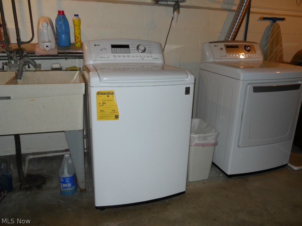 Forest Lawn - Residential Lease