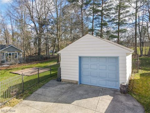 Tiny photo for 270 North Street, Chagrin Falls, OH 44022 (MLS # 5189866)